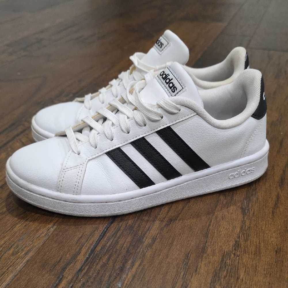 Adidas Grand Court Women's Sneakers